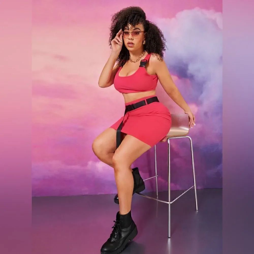 Chic & Curvy: Shein Two-Piece Buckle Strap Set